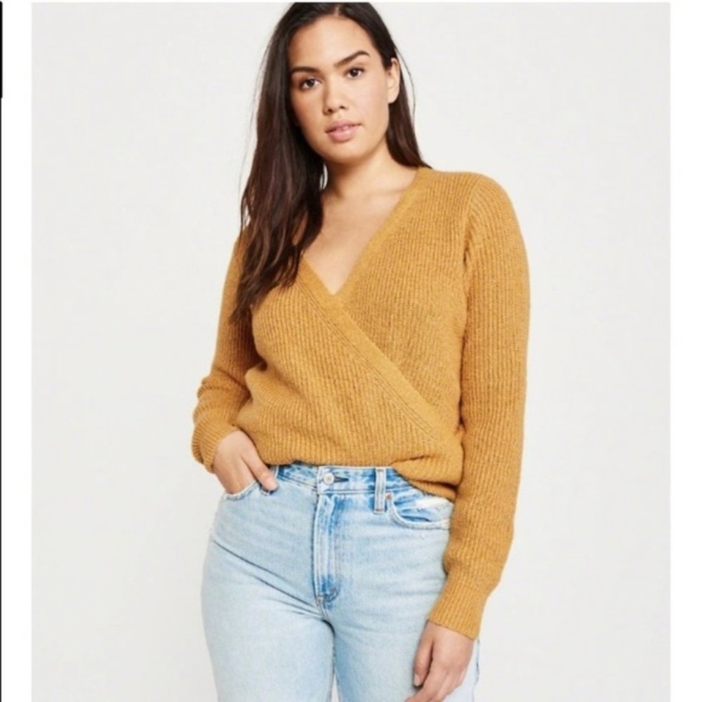 Abercrombie and Fitch Sweater